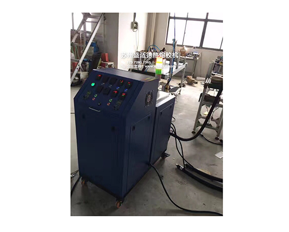 化妆品盖流水线打胶应用